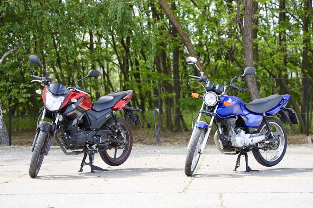 Yamaha YBR 125 és Honda CG 125